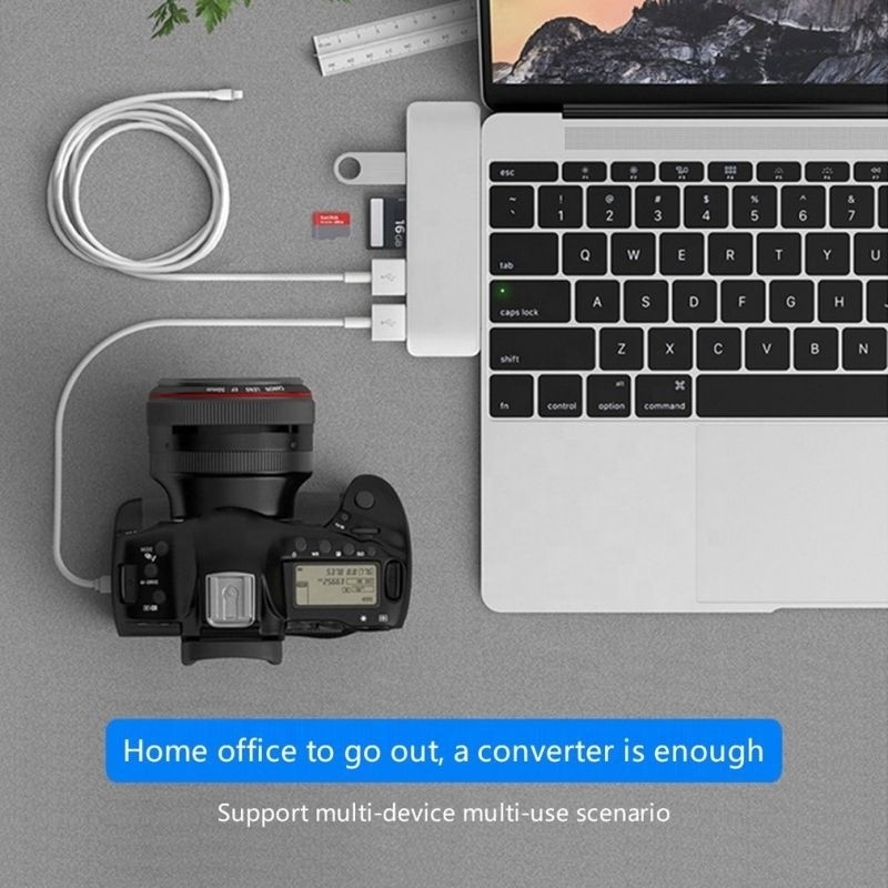 듀얼 타입 C 남성 입력과 USB 3.1 인터페이스 타입의 7인2 허브 도킹 스테이션